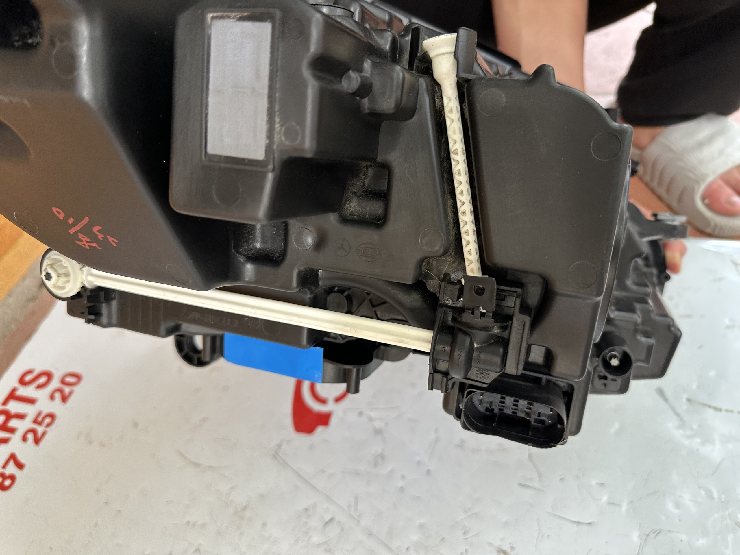 https://ttparts.vn/public/z4839759307672_0489ce6c20358bdc6c1e43f309e9cfeb