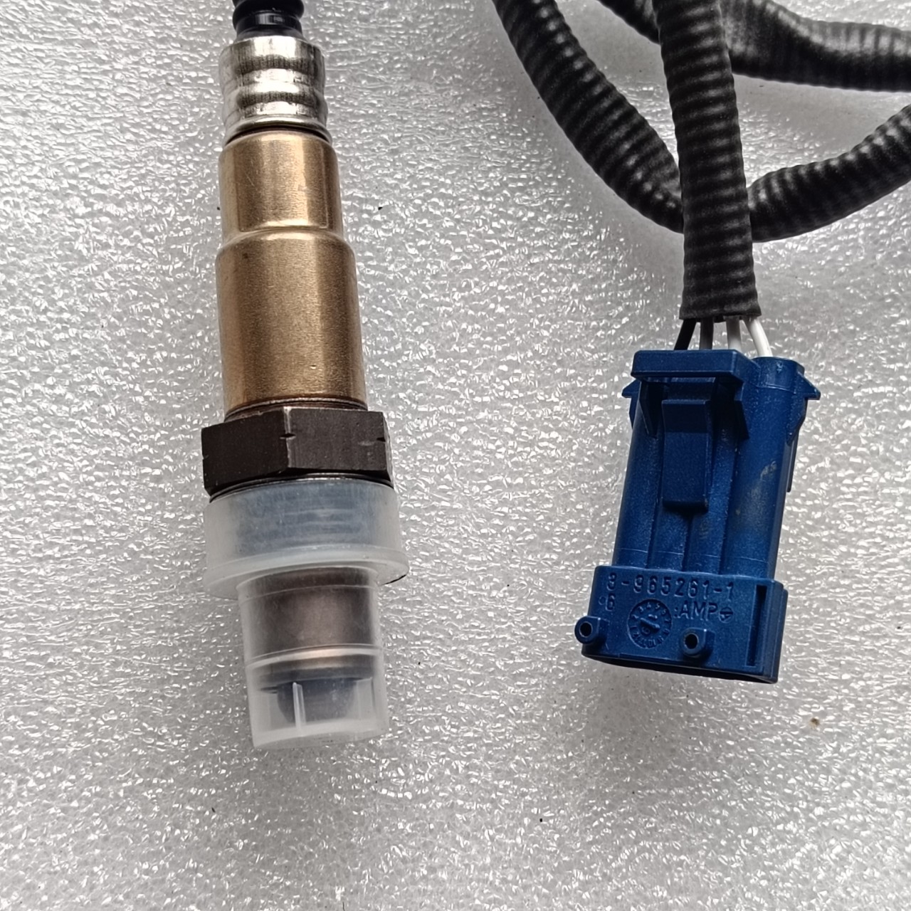 https://ttparts.vn/public/z4911103560273_488e6c76ea69426b737e55ec98e884dc