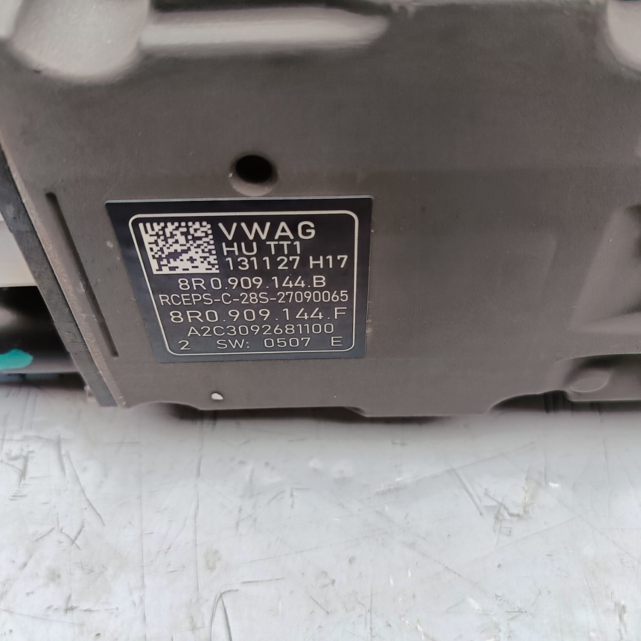 https://ttparts.vn/public/z4941529165744_be40b8f9d268439513be4488ef95fd4e