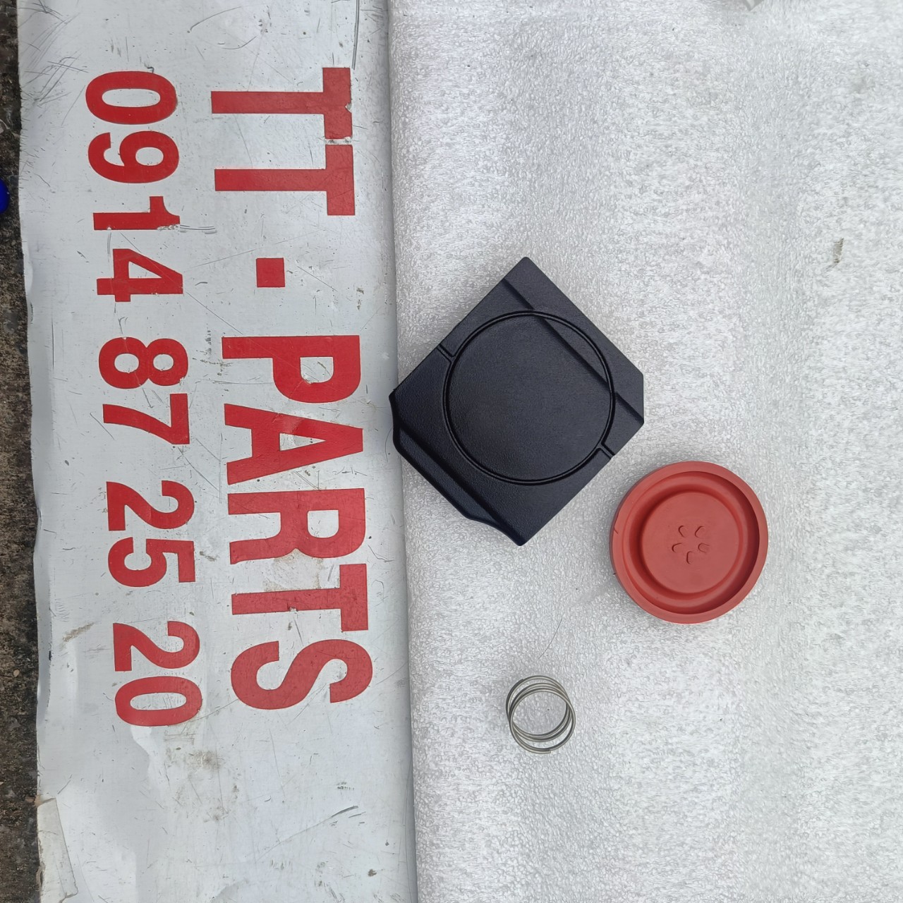 https://ttparts.vn/public/z4941774769745_068d8f95793c01d2004e9f9e63b43a11