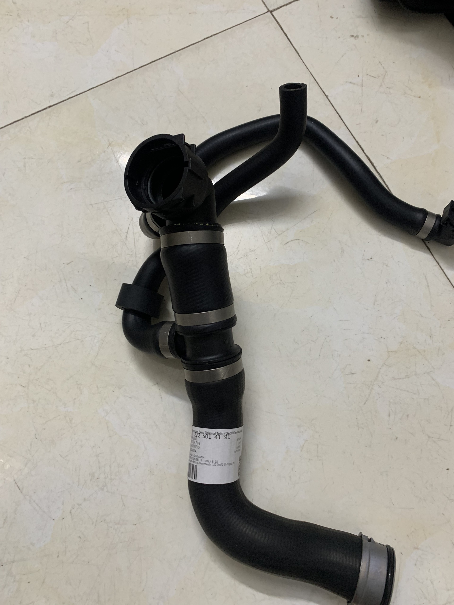 https://ttparts.vn/public/z5086462054954_ee9d2be5b41df9bef3ded3441df5bb65