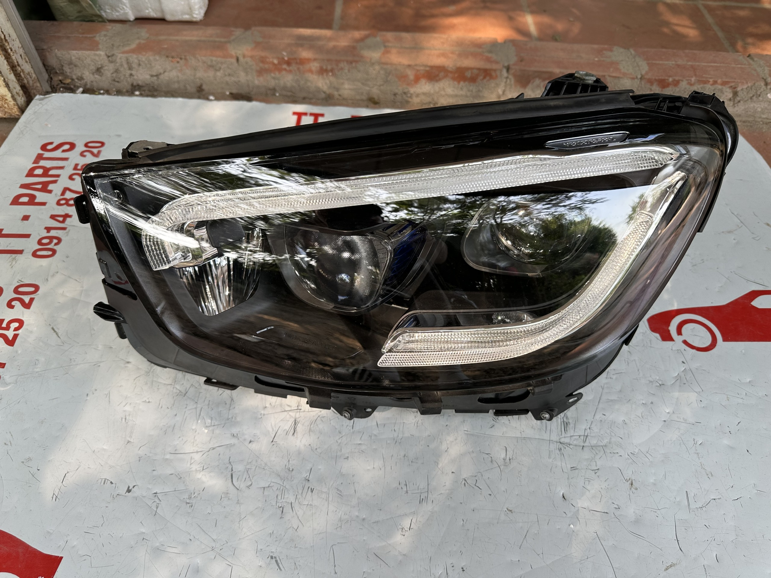 ĐÈN PHA LH MERCEDES GLC 300 2021 A2539068701